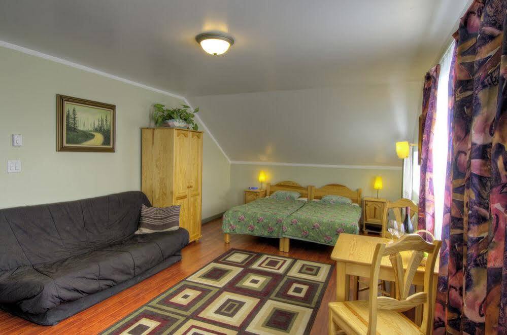 Crowsnest Vineyards Guesthouse Keremeos Exterior foto